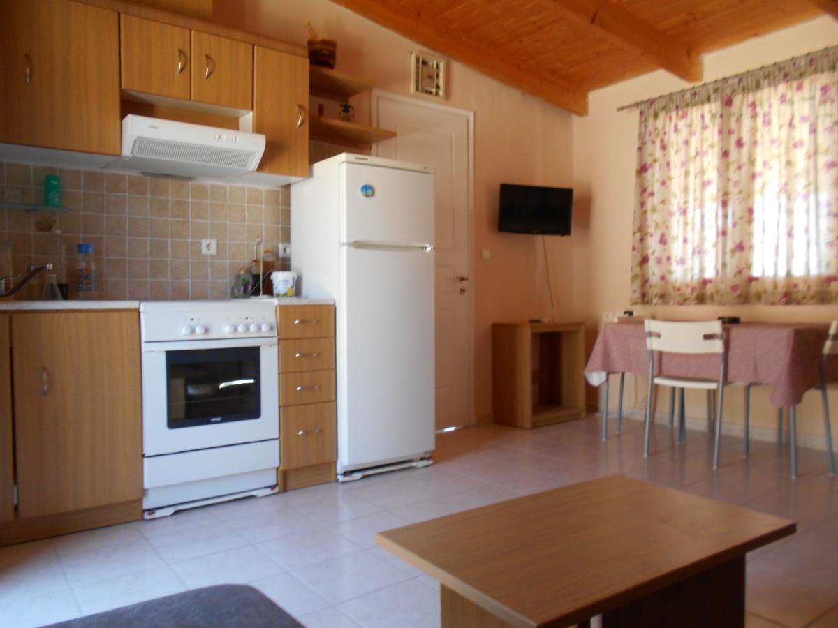 Zephyros Rooms And Apartments Drymon Extérieur photo