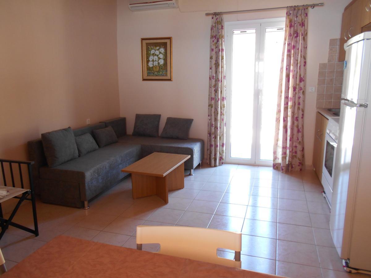 Zephyros Rooms And Apartments Drymon Extérieur photo